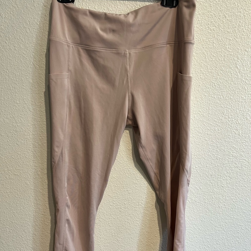 Varley‎ 🌸Blush Legging 🌸